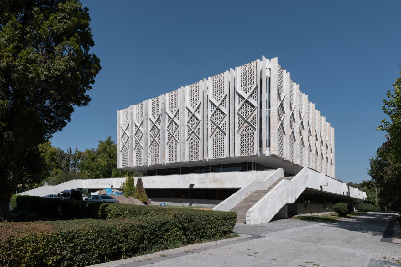tashkent-modernism-state-museum-of-history-of-uzbekistan